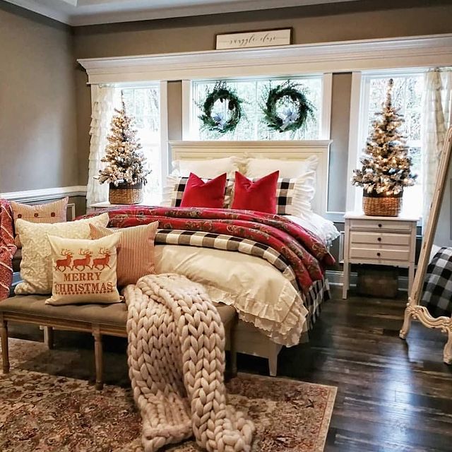 Christmas bed with pillows