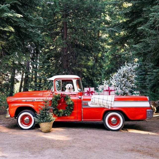 Christmas car with a Christmas wreath