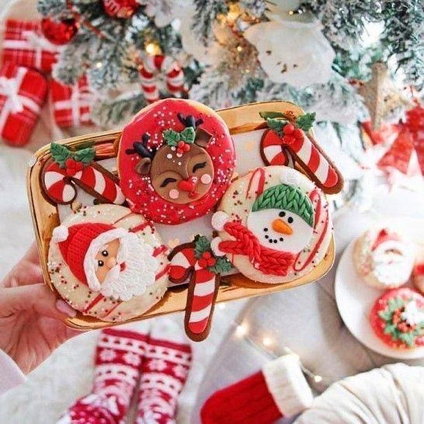 Biscuit Santa Claus, deer and snowman