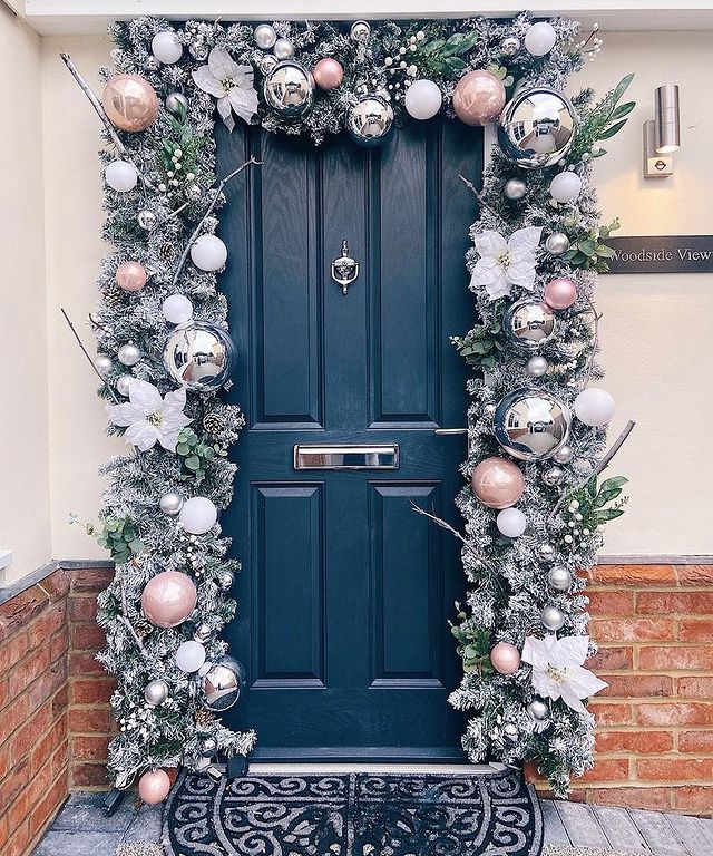 Christmas door with Christmas balls