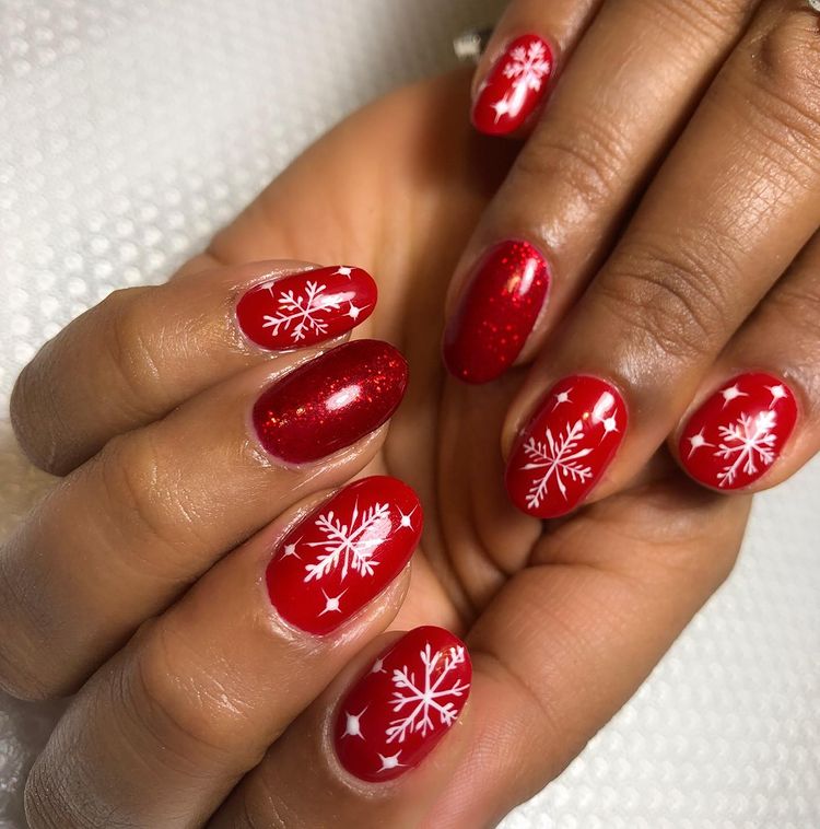 Nails with snowflakes