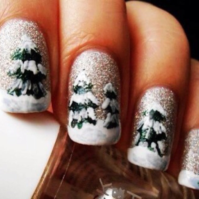 Christmas nails Christmas trees