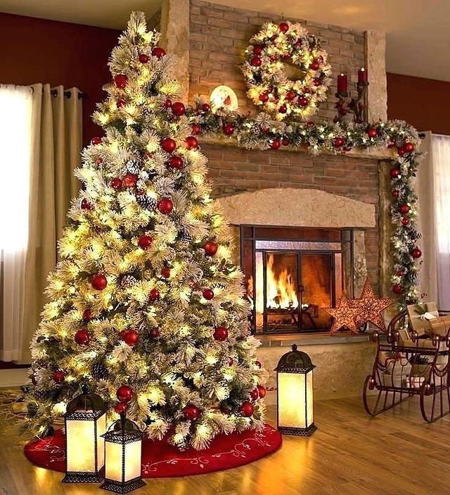 Room with a beautiful Christmas tree