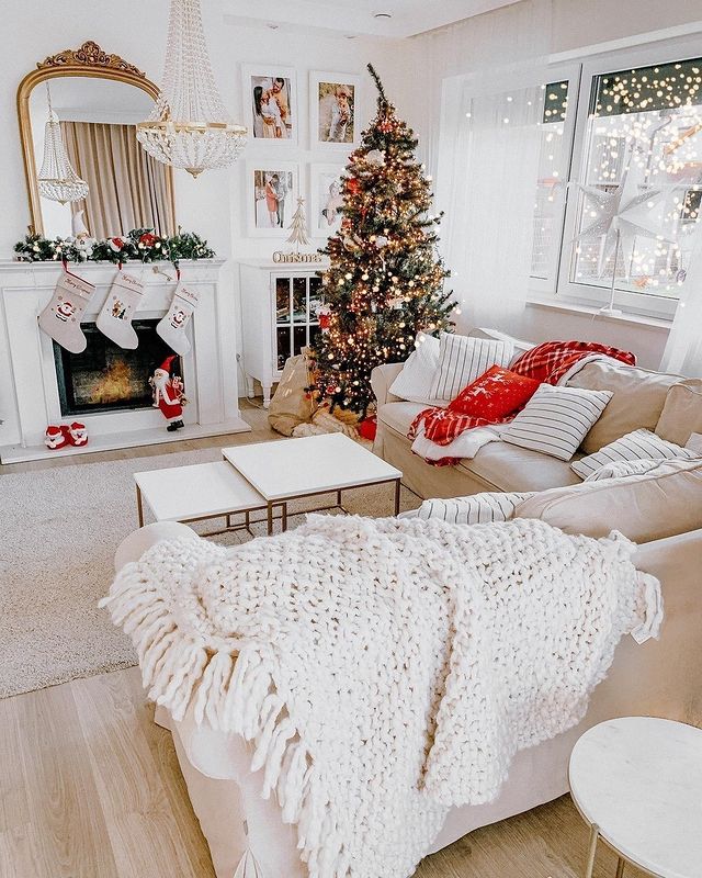 Beautiful white Christmas room