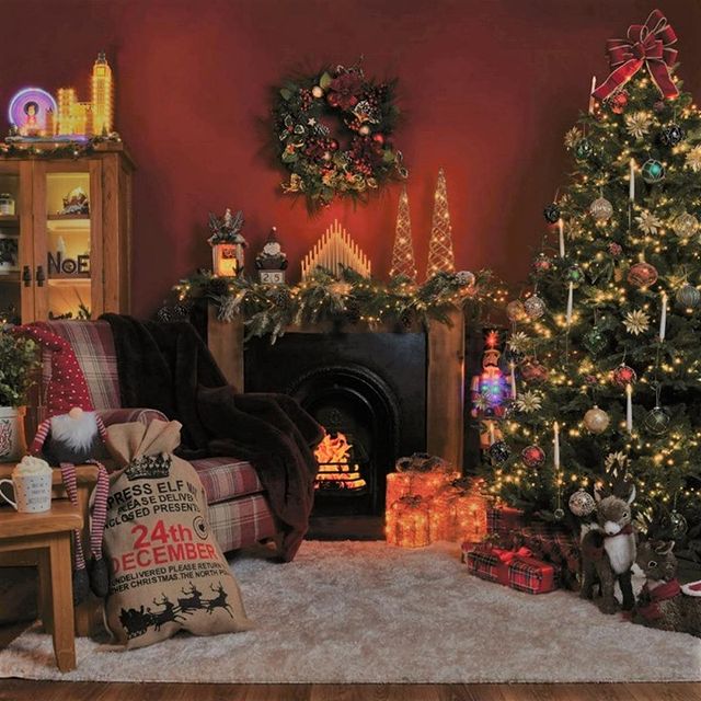 Christmas room with fireplace